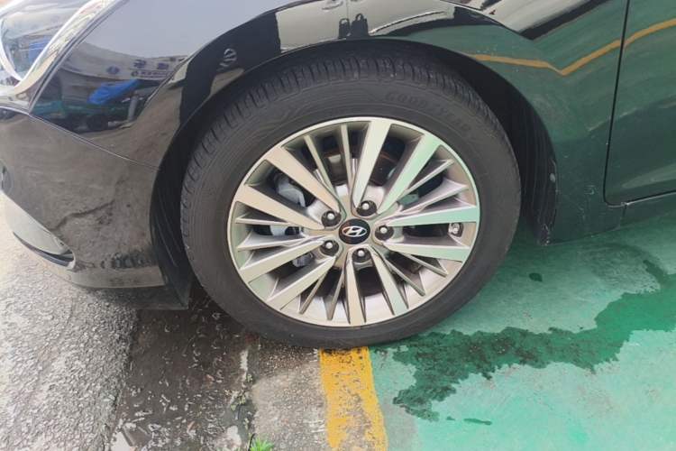 Used Hyundai Mistra 2019 1.8L Automatic Smart GLS Commemorative Edition China V Standard Left Front Wheel Hub