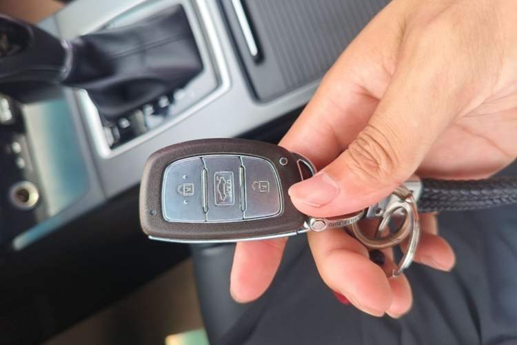 Used Hyundai Mistra 2019 1.8L Automatic Smart GLS Commemorative Edition China V Standard Vehicle Key