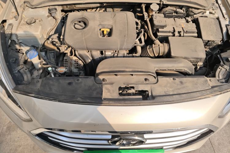 Used Hyundai Mistra 2019 1.8L Automatic Deluxe DLX Model China VI Standard Engine Bay