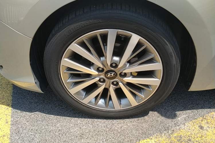 Used Hyundai Mistra 2019 1.8L Automatic Smart GLS China VI Standard Exterior 4