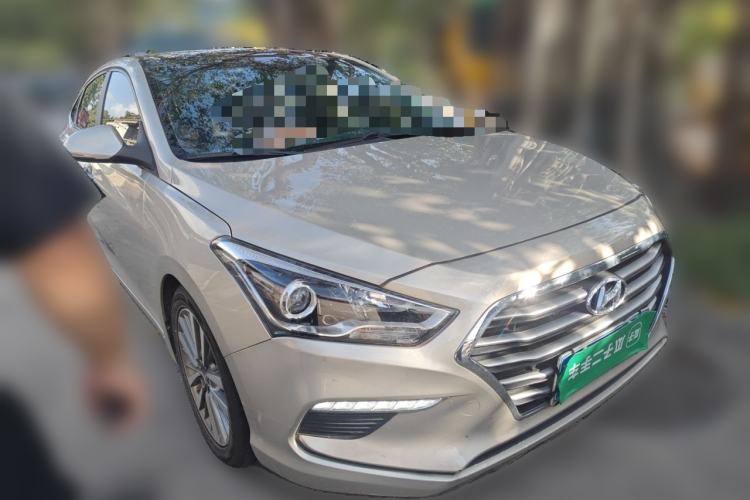 Used Hyundai Mistra 2019 1.8L Automatic Smart GLS China VI Standard Front Right 45 Deg