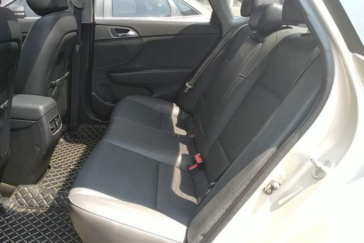 Used Hyundai Mistra 2019 1.8L Automatic Smart GLS China VI Standard Left Rear Seat
