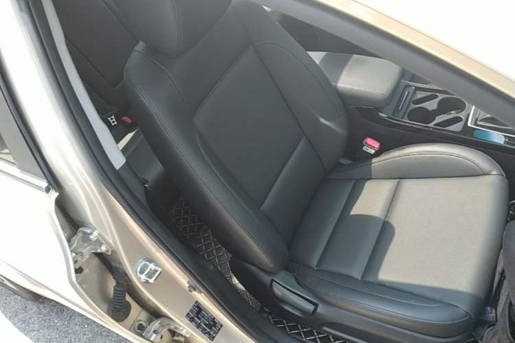 Used Hyundai Mistra 2019 1.8L Automatic Smart GLS China VI Standard Right Front Seat
