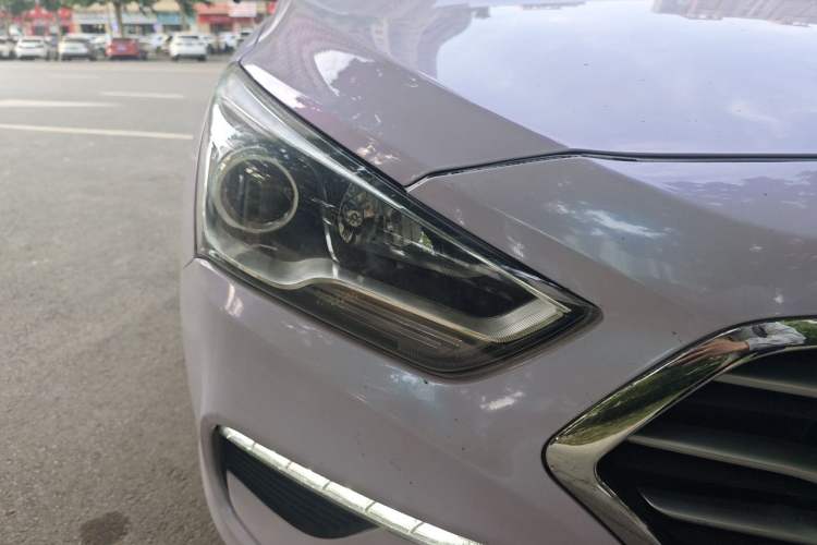 Used Hyundai Mistra 2019 1.8L Automatic Smart GLS Commemorative Model China VI Standard Right Front Headlight