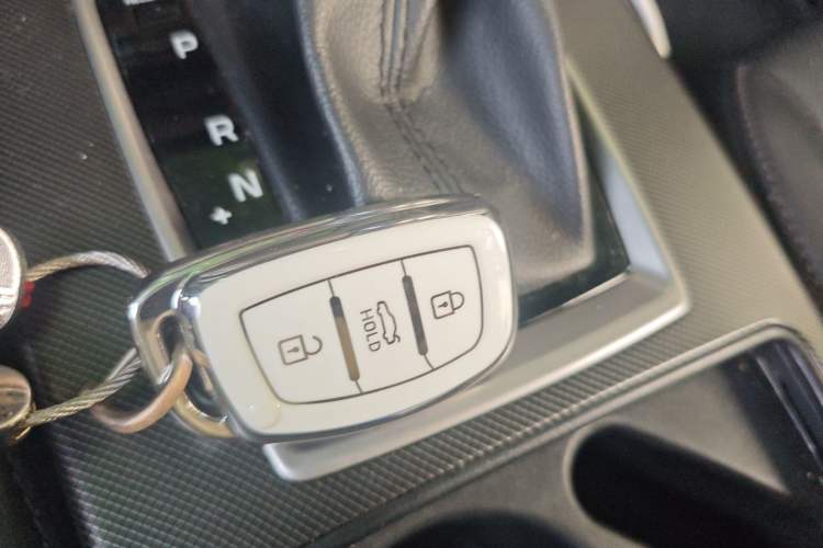 Used Hyundai Mistra 2019 1.8L Automatic Smart GLS Commemorative Model China VI Standard Vehicle Key