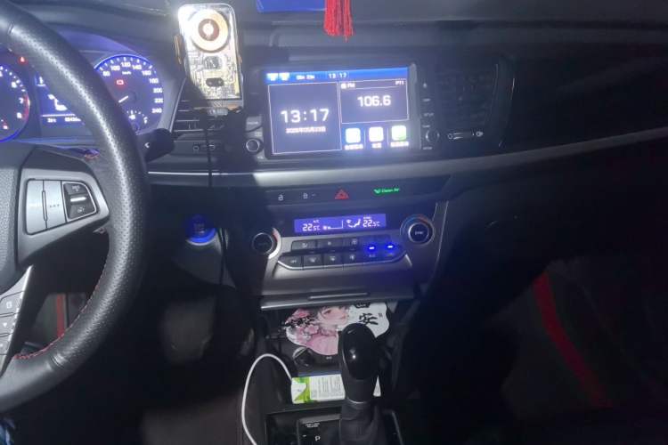 Used Hyundai Mistra 2019 1.8L Automatic Smart GLS China VI Standard Audio And AC Panel