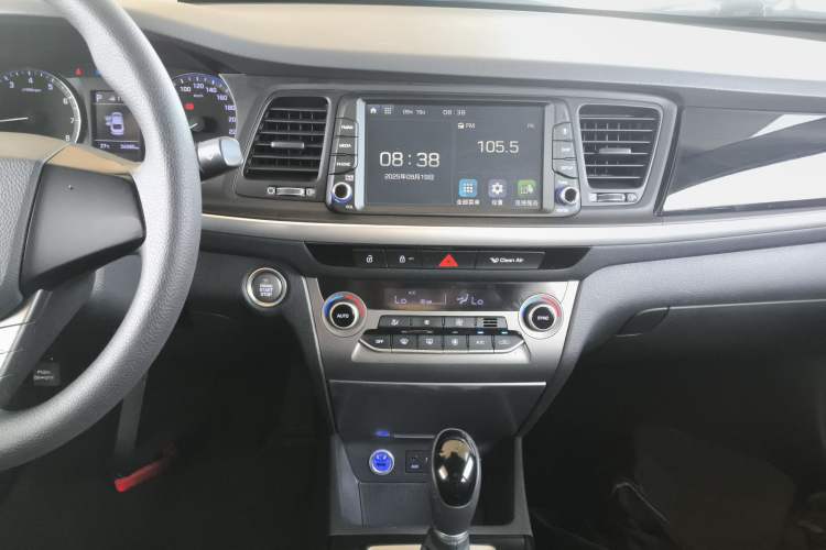Used Hyundai Mistra 2019 1.8L Automatic Smart GLS China VI Standard Audio And AC Panel