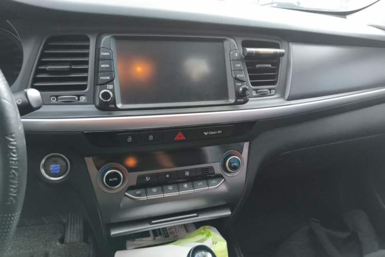 Used Hyundai Mistra 2019 1.8L Automatic Smart GLS China VI Standard Audio And AC Panel