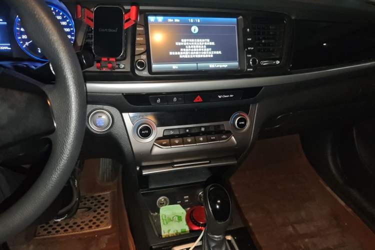 Used Hyundai Mistra 2019 1.8L Automatic Smart GLS China VI Standard Audio And AC Panel