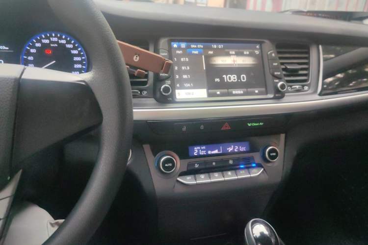 Used Hyundai Mistra 2019 1.8L Automatic Smart GLS China VI Standard Audio And AC Panel