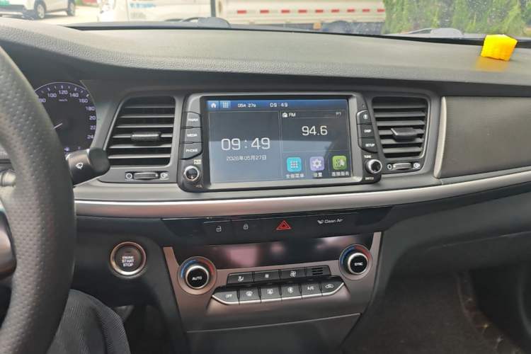 Used Hyundai Mistra 2019 1.8L Automatic Smart GLS Commemorative Model China VI Standard Audio And AC Panel