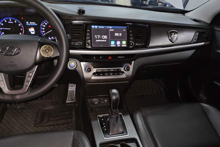 Used Hyundai Mistra 2019 1.8L Automatic Smart GLS Commemorative Model China VI Standard Audio And AC Panel