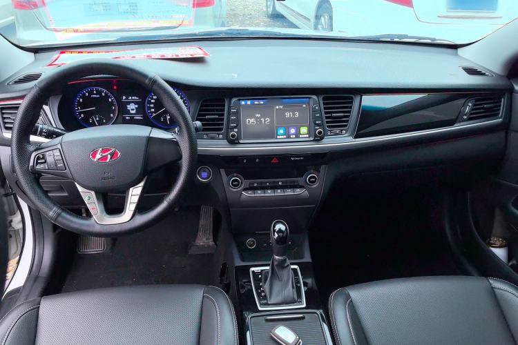 Used Hyundai Mistra 2019 1.6T Automatic Smart GLS China VI Standard Center Console