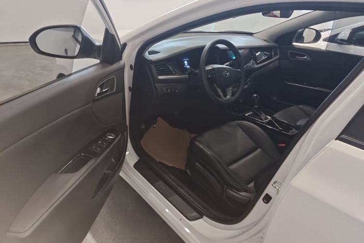 Used Hyundai Mistra 2019 1.8L Automatic Smart GLS China VI Standard Driver Seat