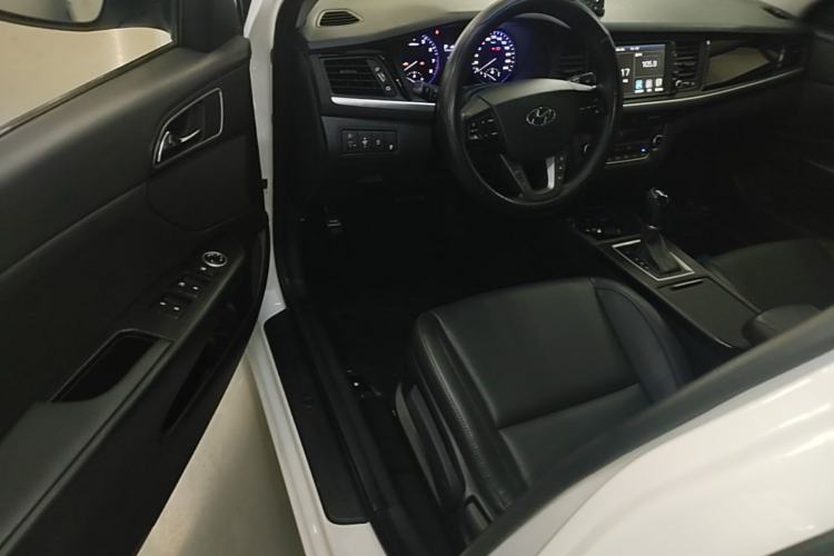 Used Hyundai Mistra 2019 1.8L Automatic Smart GLS China VI Standard Driver Seat