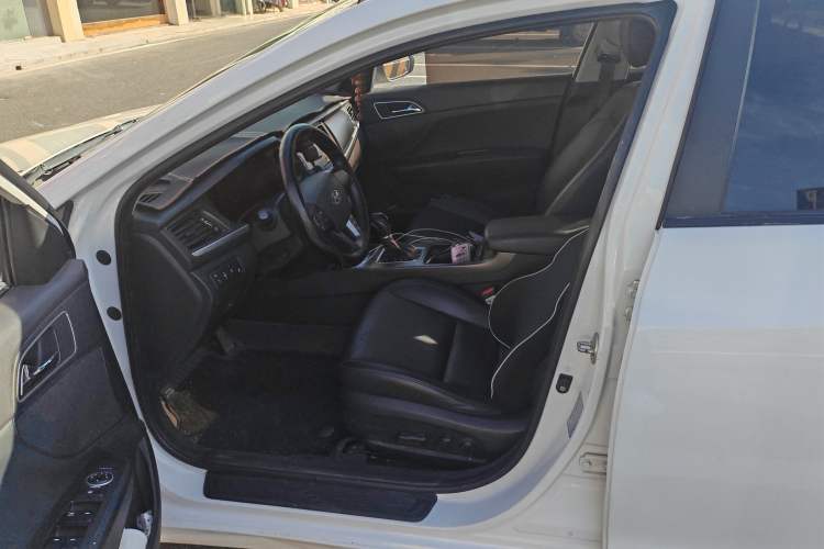 Used Hyundai Mistra 2019 1.8L Automatic Smart GLS Commemorative Model China VI Standard Driver Seat
