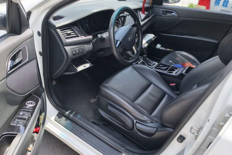 Used Hyundai Mistra 2019 1.8L Automatic Smart GLS China VI Standard Driver Seat
