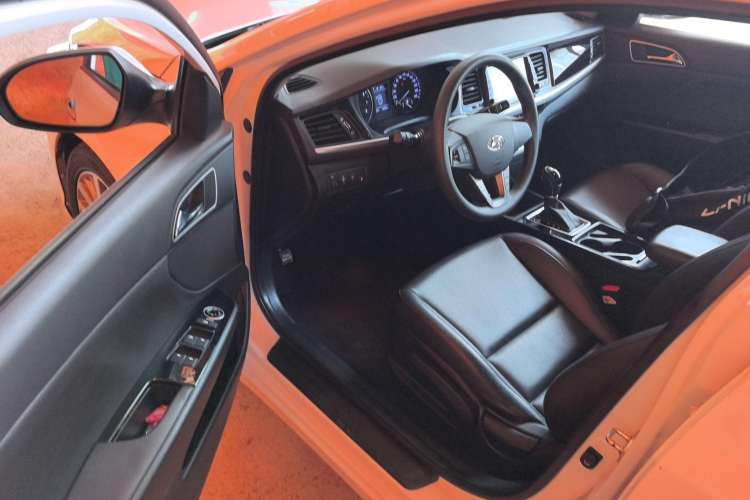 Used Hyundai Mistra 2019 1.8L Automatic Smart GLS China VI Standard Driver Seat