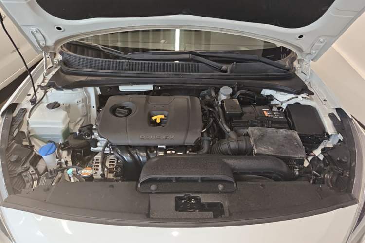 Used Hyundai Mistra 2019 1.8L Automatic Smart GLS China VI Standard Engine Bay