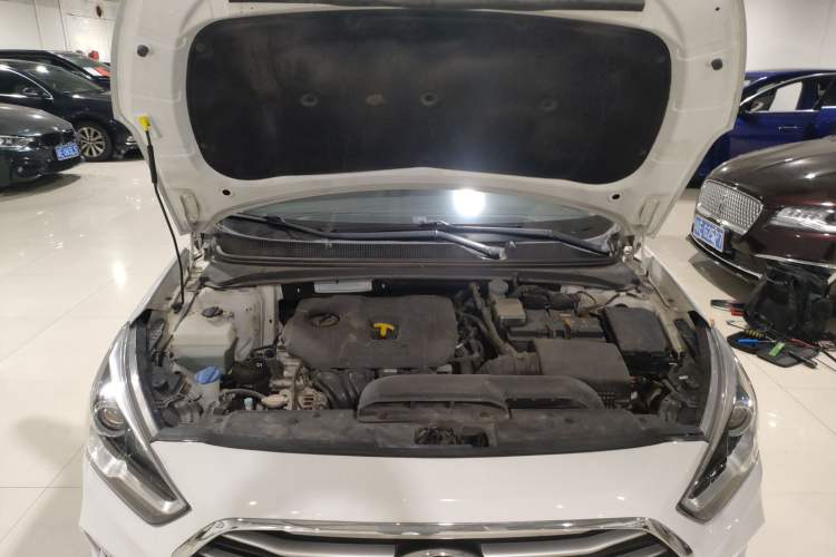 Used Hyundai Mistra 2019 1.8L Automatic Smart GLS China VI Standard Engine Bay