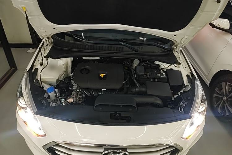 Used Hyundai Mistra 2019 1.8L Automatic Smart GLS China VI Standard Engine Bay