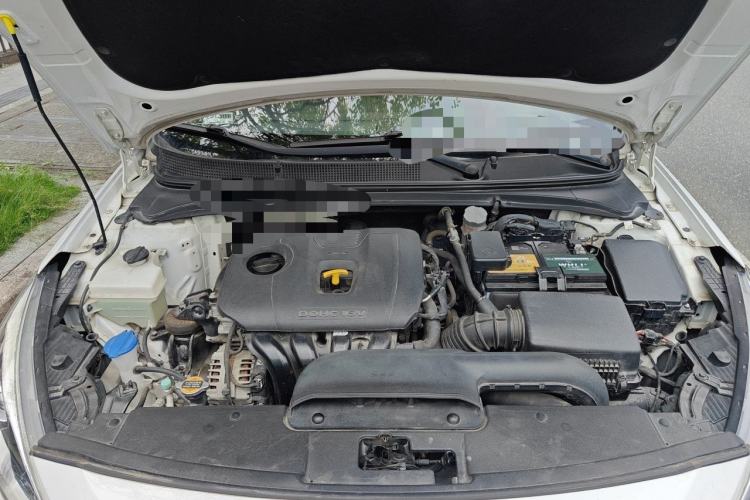 Used Hyundai Mistra 2019 1.8L Automatic Deluxe DLX Model China VI Standard Engine Bay