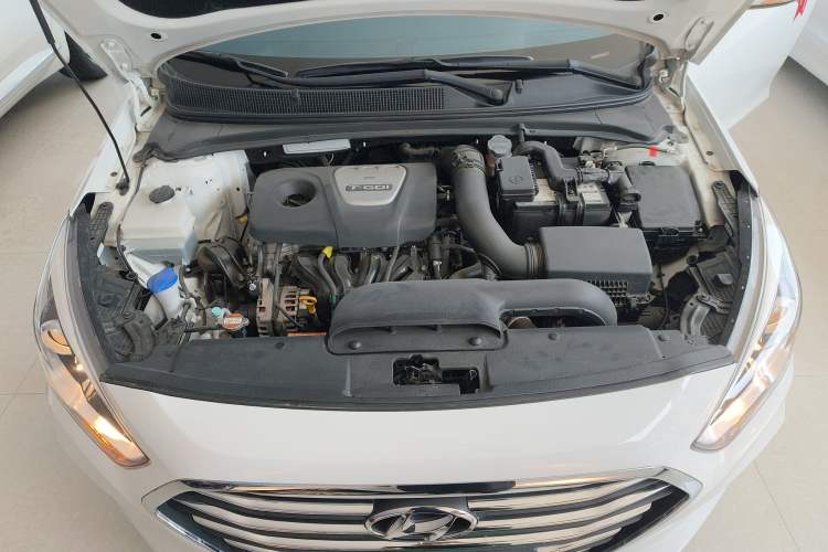 Used Hyundai Mistra 2019 1.6T Automatic Smart GLS China VI Standard Engine Bay