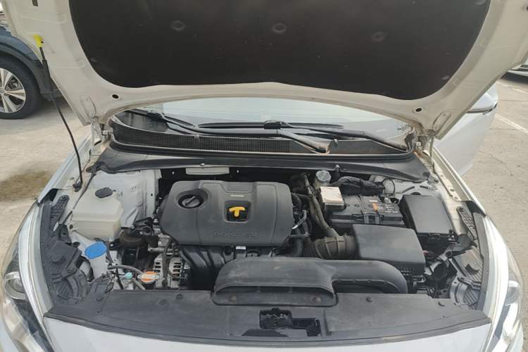 Used Hyundai Mistra 2019 1.8L Automatic Smart GLS China VI Standard Engine Bay