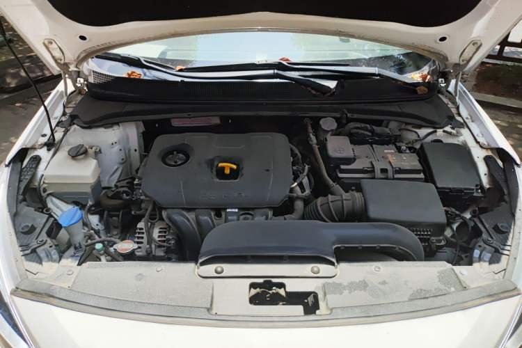 Used Hyundai Mistra 2019 1.8L Automatic Smart GLS China VI Standard Engine Bay