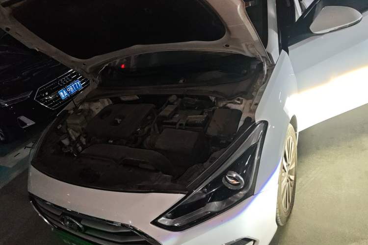 Used Hyundai Mistra 2019 1.8L Automatic Smart GLS China VI Standard Engine Bay Left