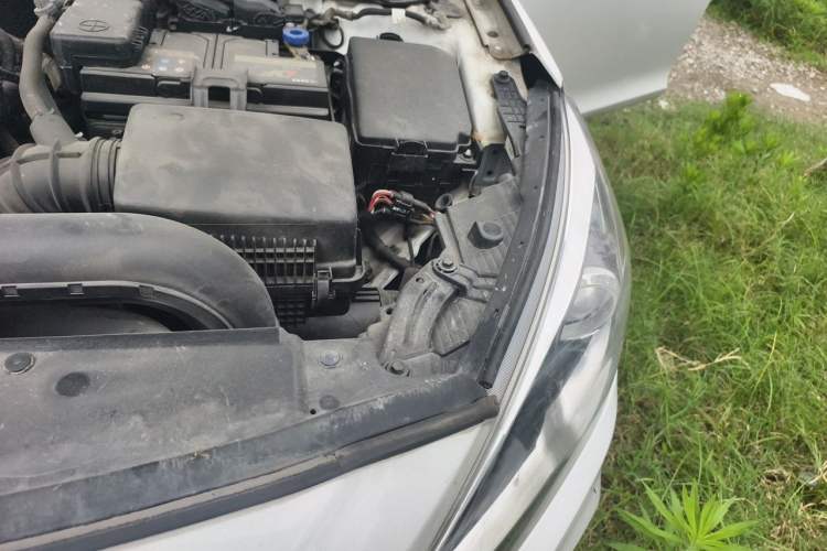 Used Hyundai Mistra 2019 1.8L Automatic Deluxe DLX Model China VI Standard Engine Bay Left