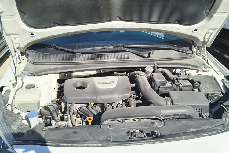 Used Hyundai Mistra 2019 1.6T Automatic Smart GLS China VI Standard Engine Bay