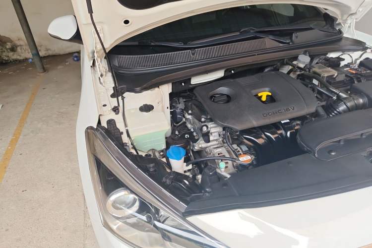Used Hyundai Mistra 2019 1.8L Automatic Smart GLS China VI Standard Engine Bay Right
