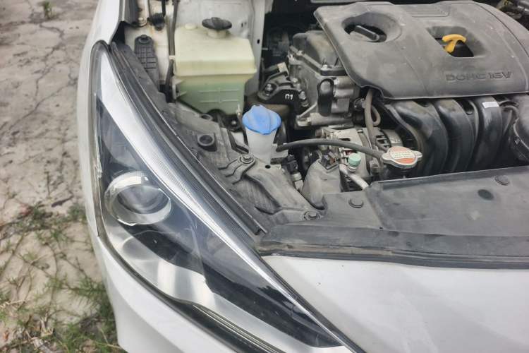Used Hyundai Mistra 2019 1.8L Automatic Deluxe DLX Model China VI Standard Engine Bay Right