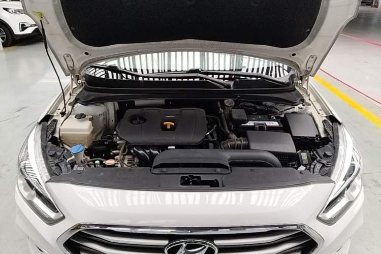 Used Hyundai Mistra 2019 1.8L Automatic Smart GLS China VI Standard Engine Bay