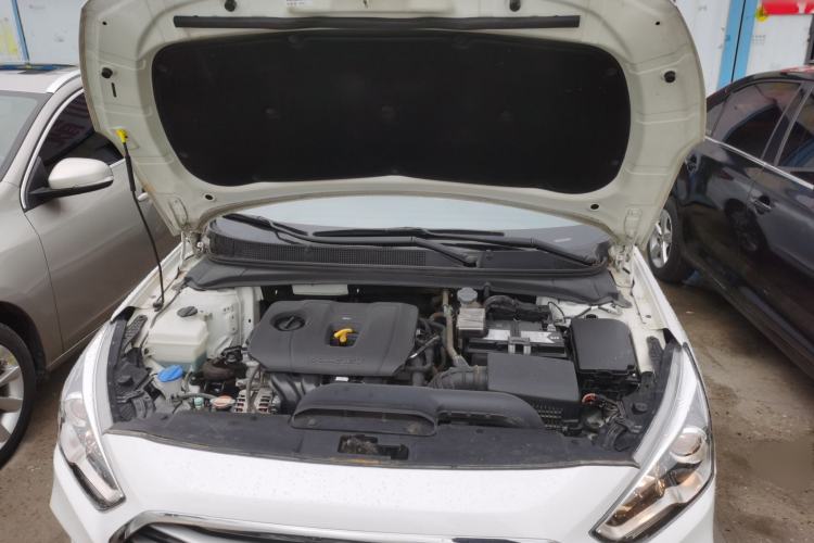 Used Hyundai Mistra 2019 1.8L Automatic Smart GLS China VI Standard Engine Bay