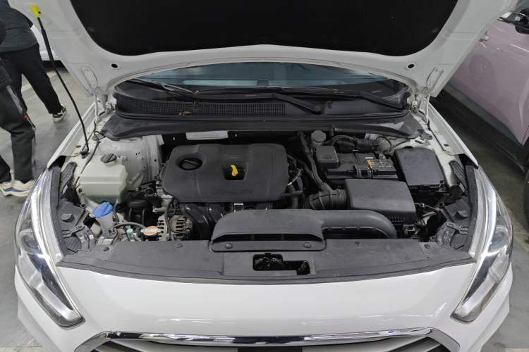 Used Hyundai Mistra 2019 1.8L Automatic Smart GLS Commemorative Model China VI Standard Engine Bay