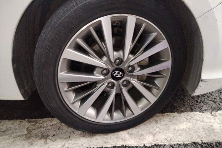 Used Hyundai Mistra 2019 1.8L Automatic Smart GLS Commemorative Model China VI Standard Exterior 1