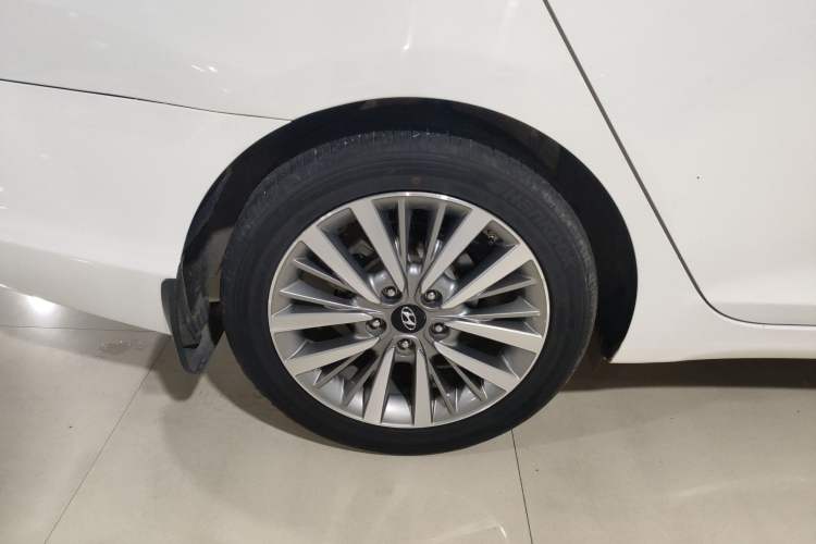 Used Hyundai Mistra 2019 1.8L Automatic Smart GLS China VI Standard Exterior 3