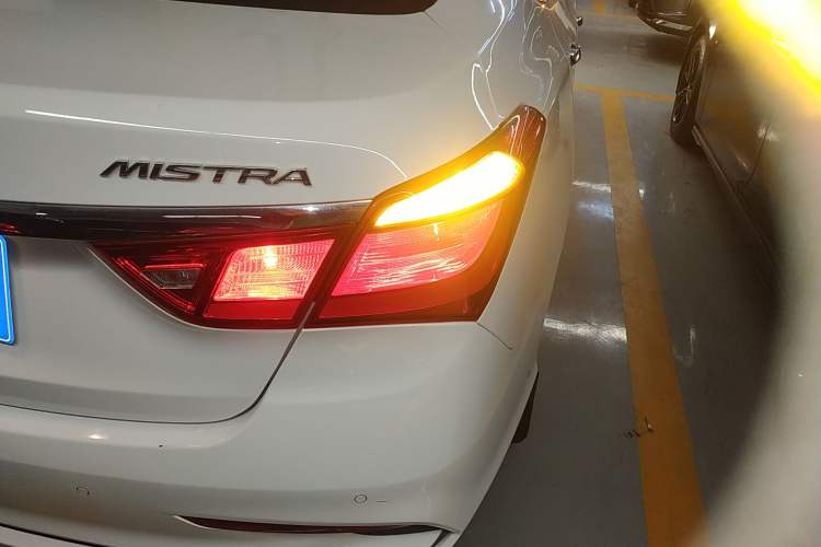 Used Hyundai Mistra 2019 1.8L Automatic Smart GLS China VI Standard Exterior 6