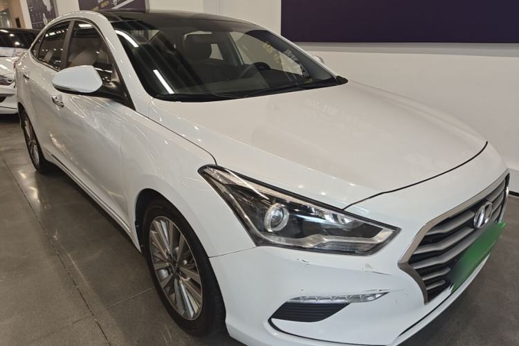 Used Hyundai Mistra 2019 1.8L Automatic Smart GLS China VI Standard Front Right 45 Deg