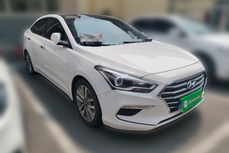 Used Hyundai Mistra 2019 1.8L Automatic Smart GLS China VI Standard Front Right 45 Deg
