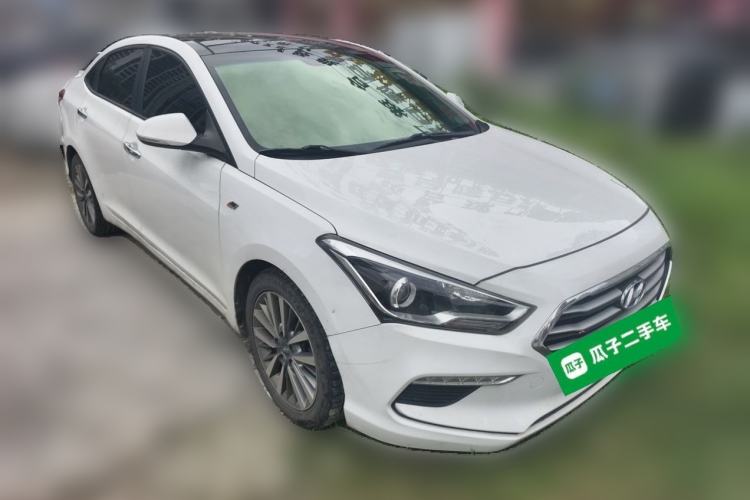 Used Hyundai Mistra 2019 1.8L Automatic Deluxe DLX Model China VI Standard Front Right 45 Deg