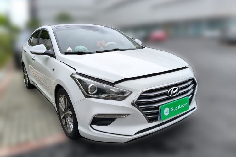 Used Hyundai Mistra 2019 1.8L Automatic Smart GLS Commemorative Model China VI Standard Front Right 45 Deg