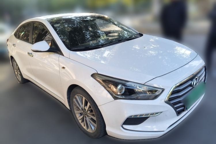 Used Hyundai Mistra 2019 1.8L Automatic Smart GLS Commemorative Edition China V Standard Front Right 45 Deg