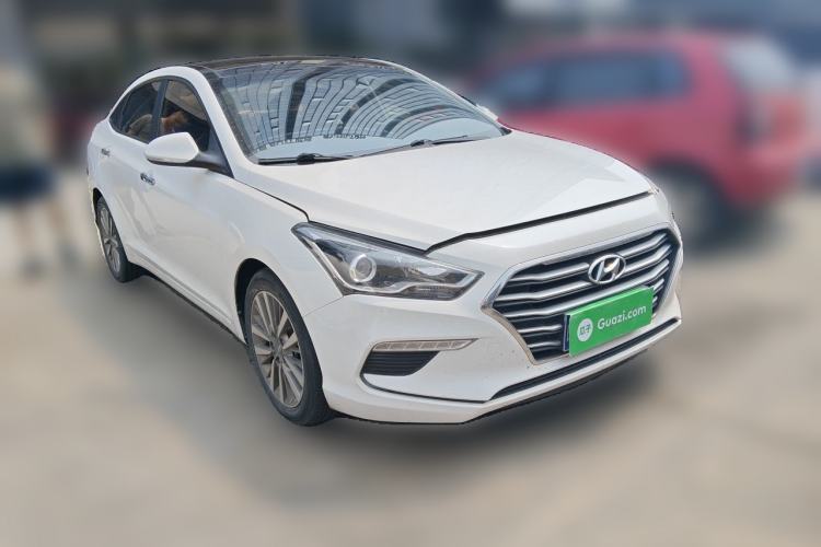 Used Hyundai Mistra 2019 1.8L Automatic Smart GLS China VI Standard Front Right 45 Deg