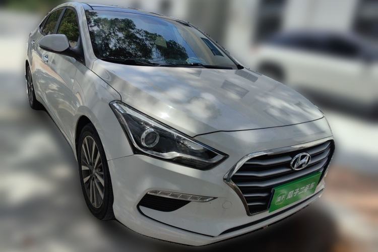 Used Hyundai Mistra 2019 1.8L Automatic Smart GLS China VI Standard Front Right 45 Deg