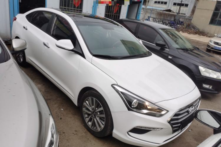 Used Hyundai Mistra 2019 1.8L Automatic Smart GLS China VI Standard Front Right 45 Deg