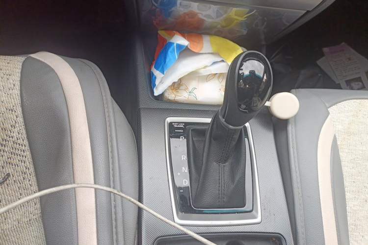 Used Hyundai Mistra 2019 1.8L Automatic Smart GLS Commemorative Model China VI Standard Gear Lever