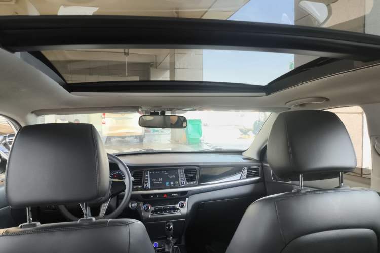 Used Hyundai Mistra 2019 1.8L Automatic Smart GLS China VI Standard Headliner